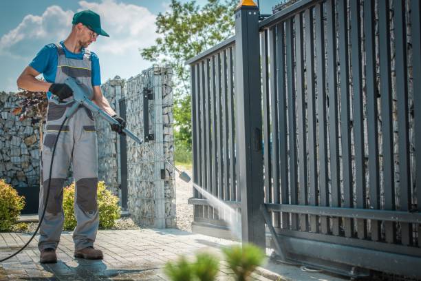 Best Pool Deck Cleaning  in New Lebanon, OH